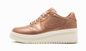 AIR JORDAN 1 RE LO LIFTD WMNS "vachetta" Signature Style Timeless traction