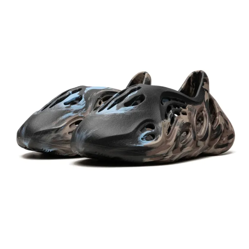 Quick Grip Ombre Fade Yeezy Foam Runner MX Cinder