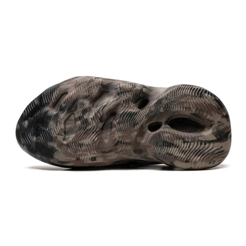 Yeezy Foam Runner MX Cinder Versatile Looks