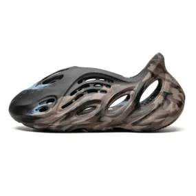 Yeezy Foam Runner MX Cinder Simple Step Autumn Breeze