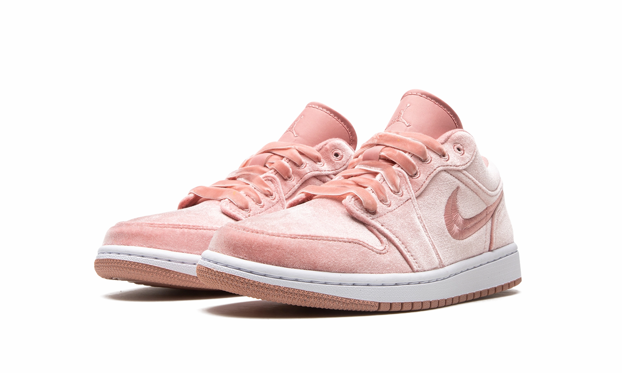 Versatile Wear AIR JORDAN 1 LO SE WMNS "Pink Velvet"