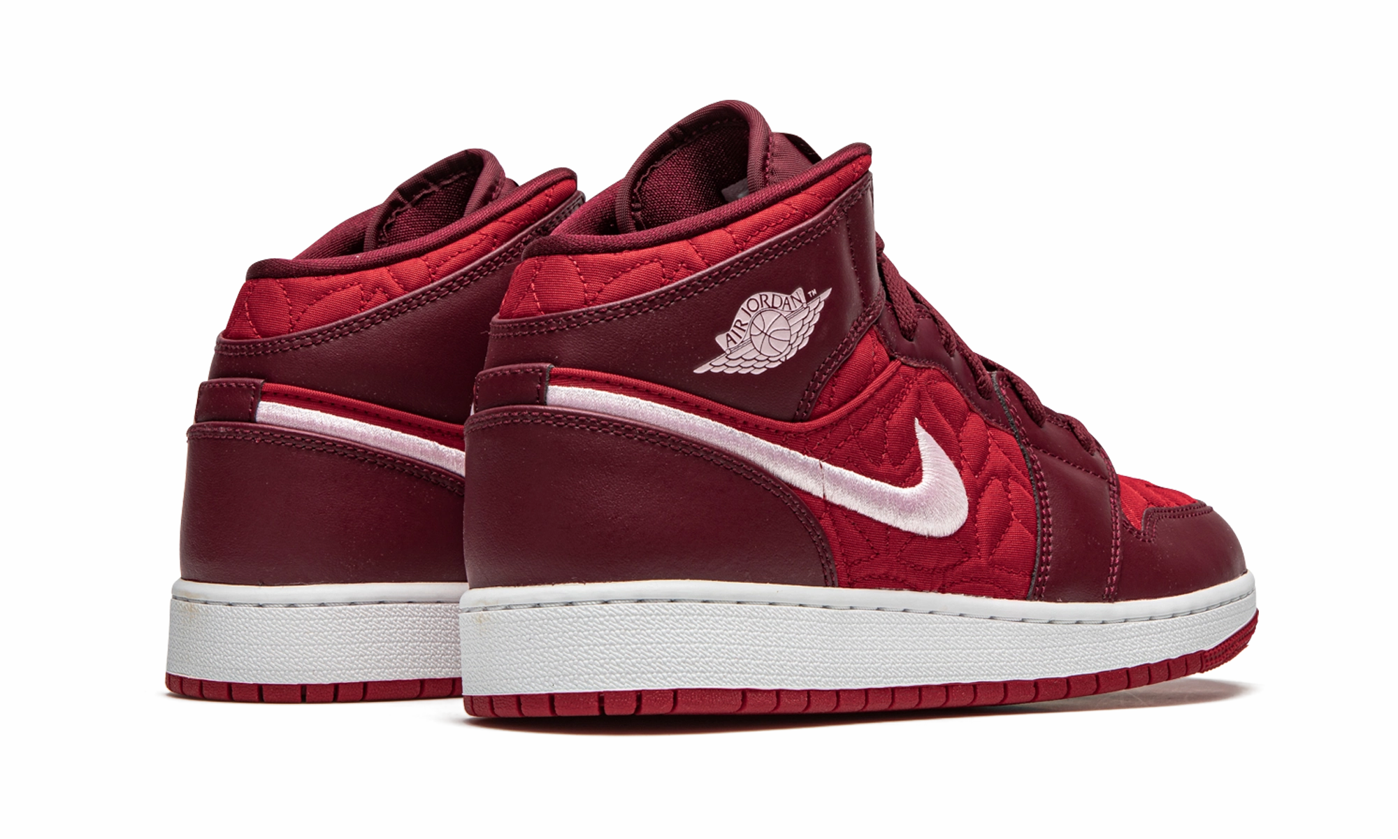 Foot Protection Air Jordan 1 Mid SE GS "Red Quilt"