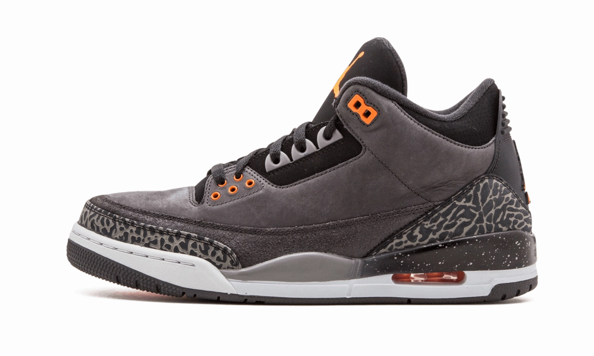Air Jordan 3 Retro "Fear Pack" Street traction