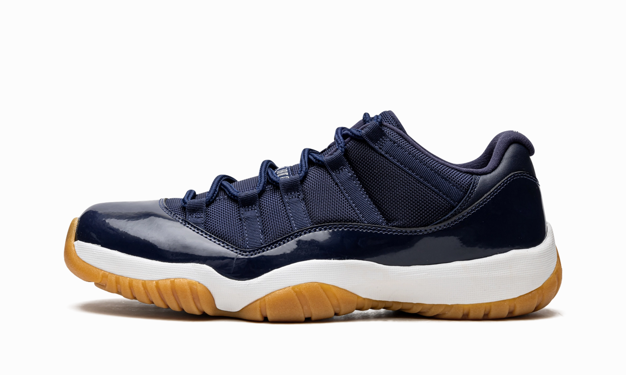 fast - paced suitable cushioned - footbed shoes Air Jordan 11 Retro Low "Navy/Gum"