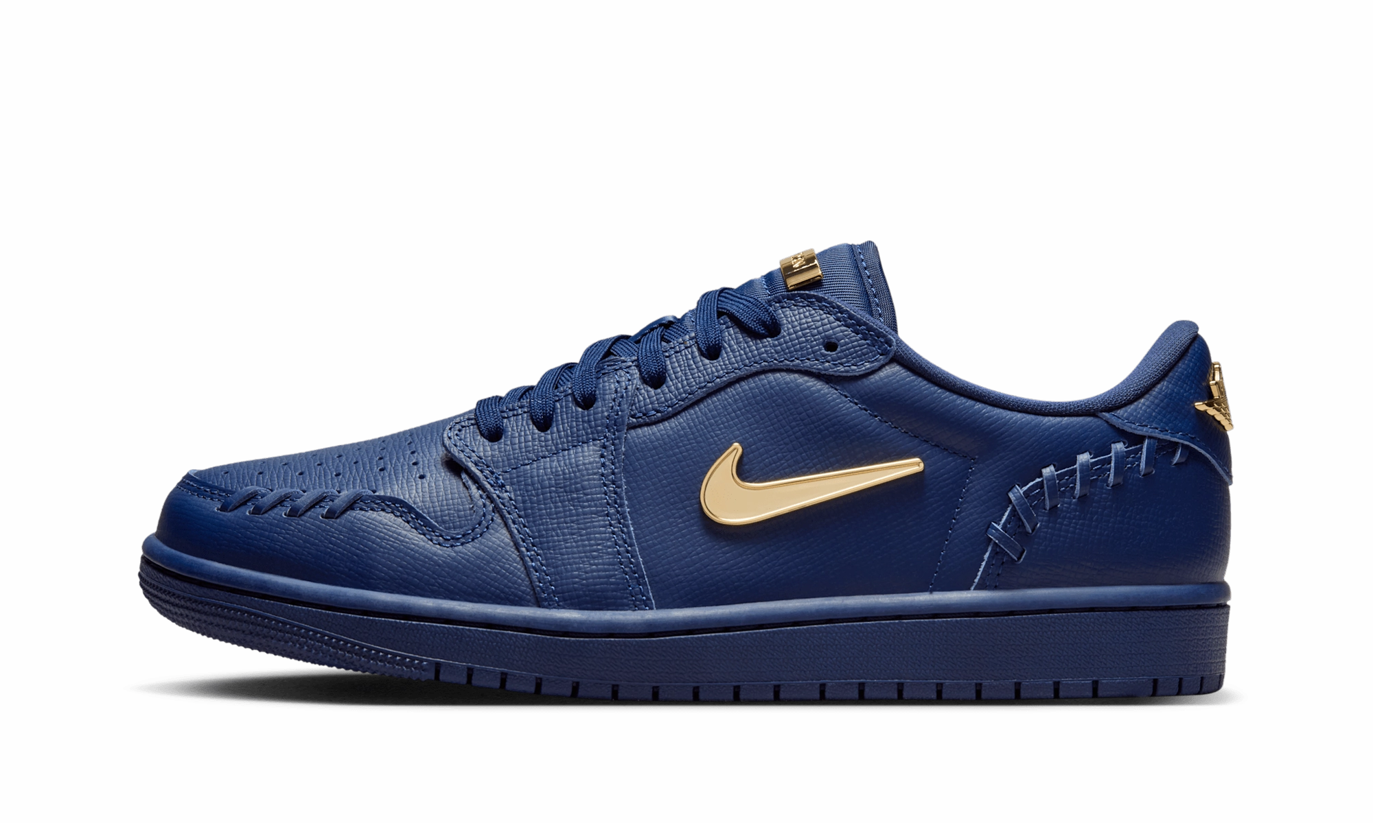 Jordan 1 Low WMNS "Method of Make Midnight Navy Metallic Gold" Iconic Footwear Jump High