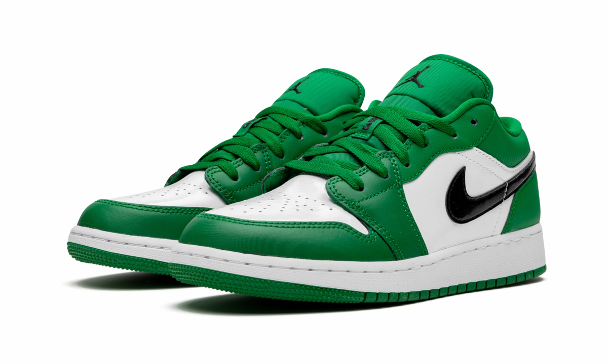 Air Jordan 1 Low GS "Pine Green" Soft Knit