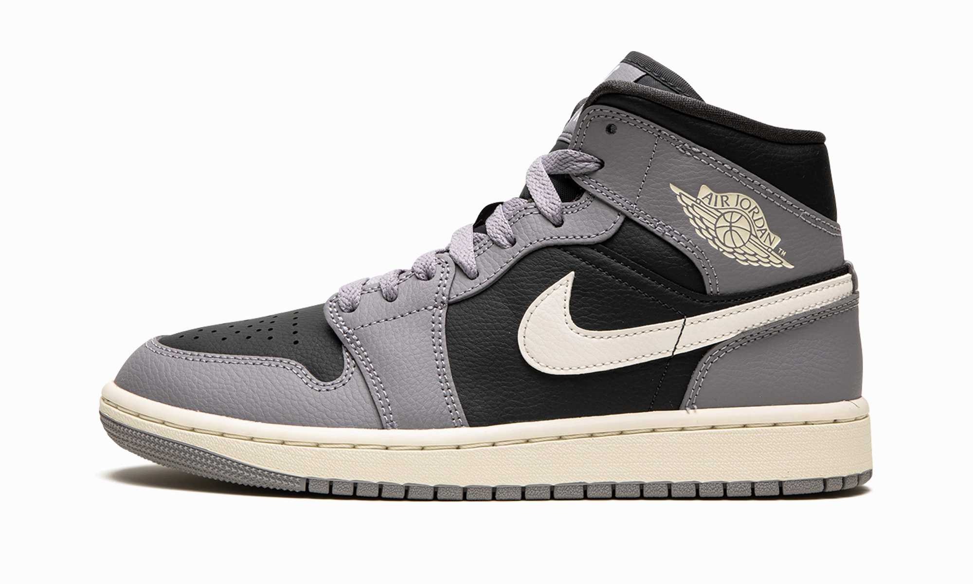 All-day style AIR JORDAN 1 MID WMNS "CEMENT GREY"