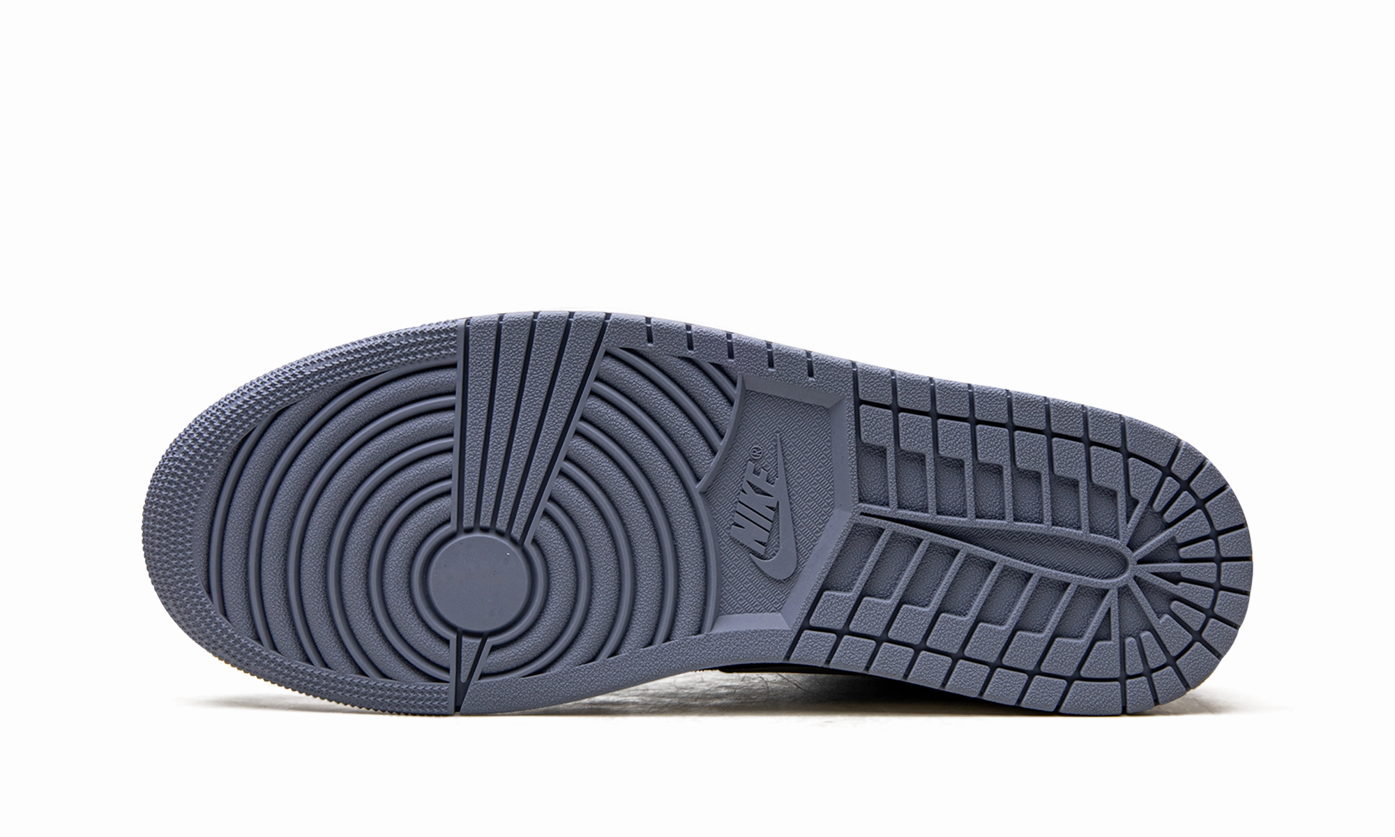 Layered Chic Easy Movement Air Jordan 1 Mid SE Craft "Obsidian"