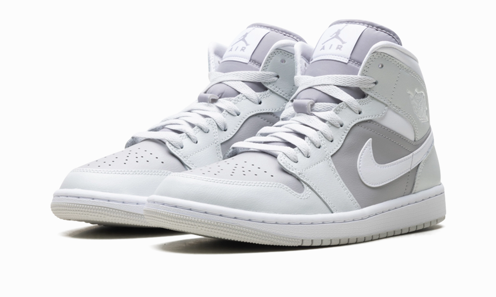 Air Jordan 1 Mid WMNS "Photon Dust Atmosphere Grey" Plush traction