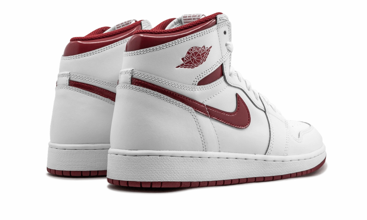Impact-absorbing design Neutral Footwear Air Jordan 1 Retro High OG GS "Metallic Red"