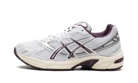 ASICS Gel-1130 WMNS "Deep Plum" running in a marathon shoes running on a synthetic track shoes
