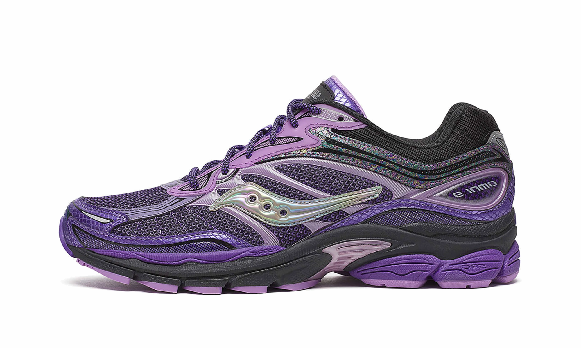Progrid Omni 9 "Purple Glowaconstrictor" City Streets running in a roundabout area shoes
