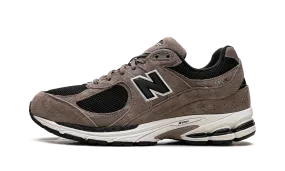 2002R "Driftwood Black" Summit Hike Suede Finish