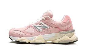 9060 "Crystal Pink" grassy shoes