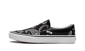 Business casual Classic Slip-On "Peace Paisley"