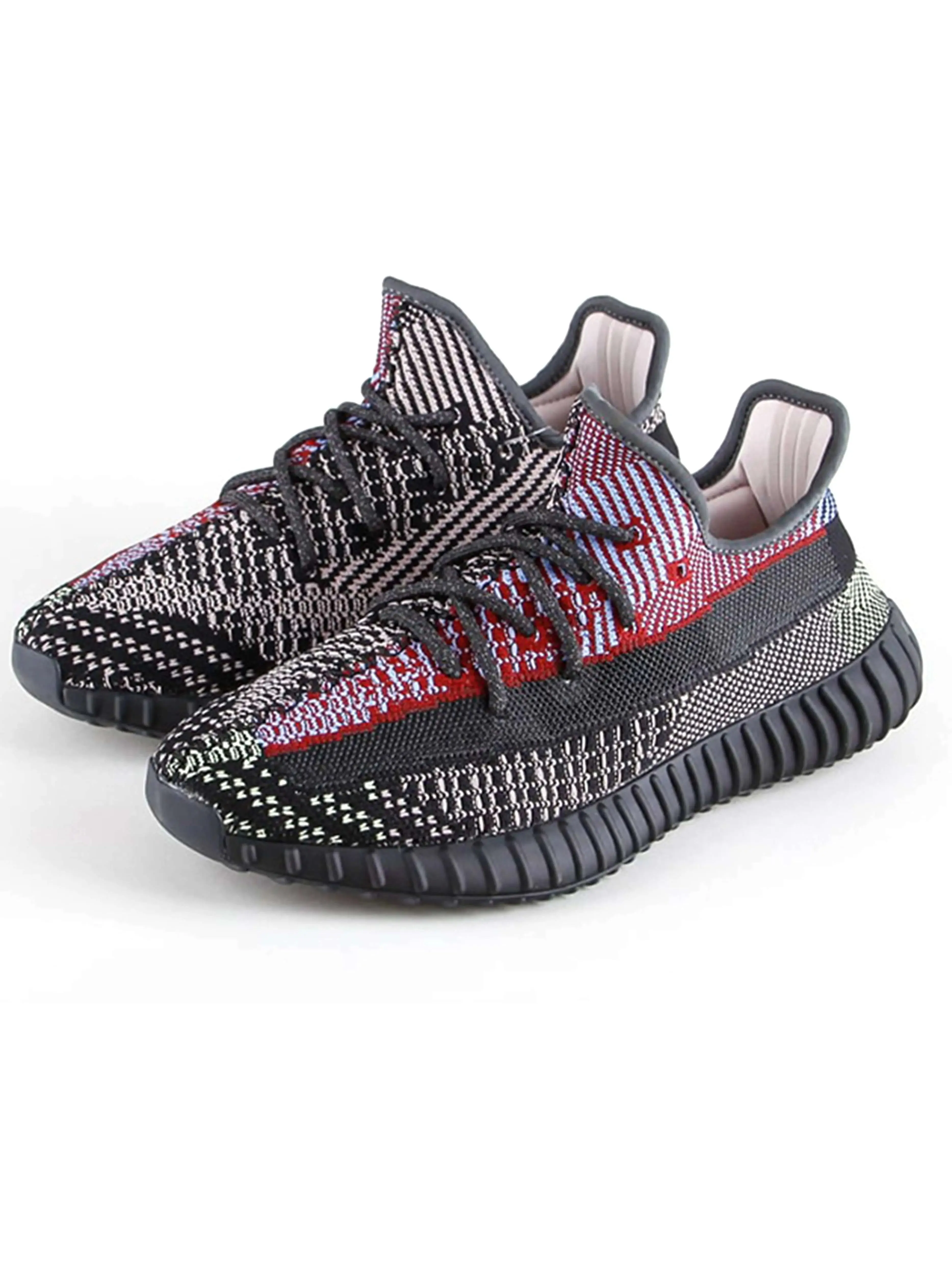 Heat resistant Yeezy Boost 350 V2 Yecheil (Reflective)