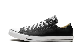 Chuck Taylor Ox All Star "Black" Fashion-Forward Look