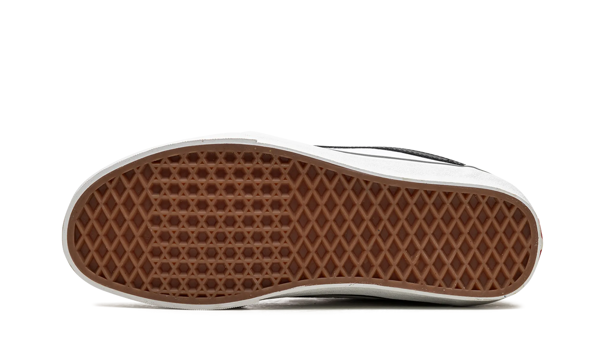 Family Run Chukka Low Sidestripe "White/Black"