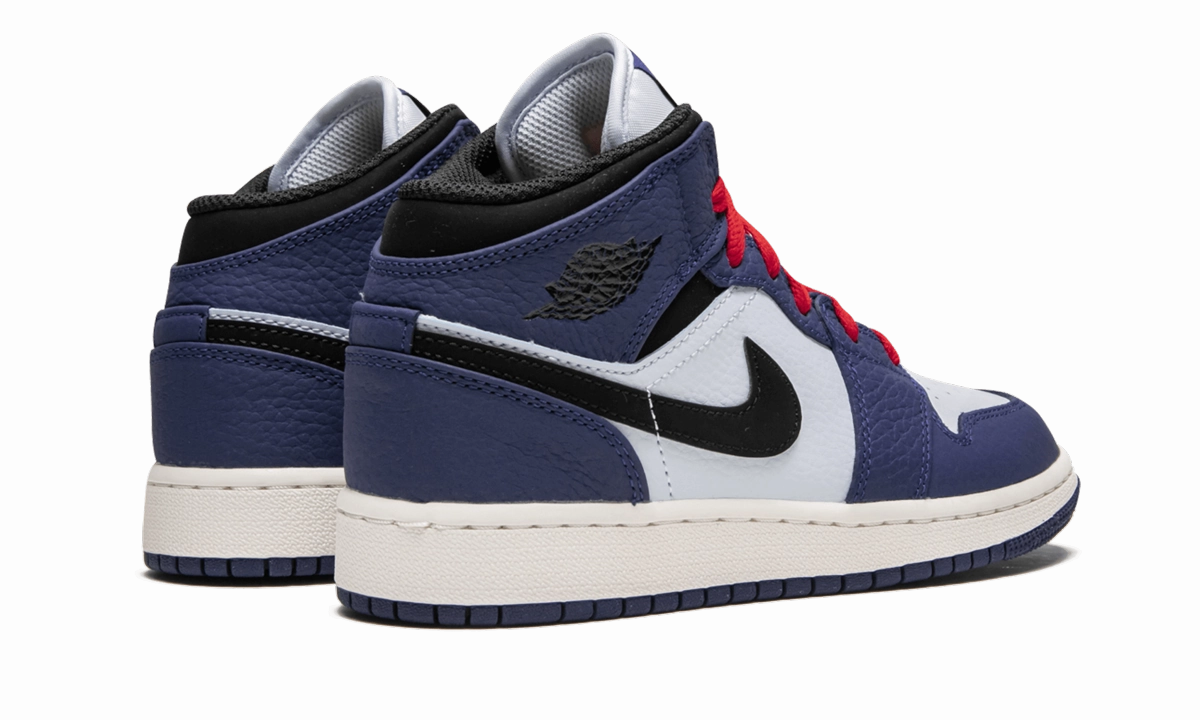 Quick Movement All terrain Air Jordan 1 Mid SE GS "Deep Royal"