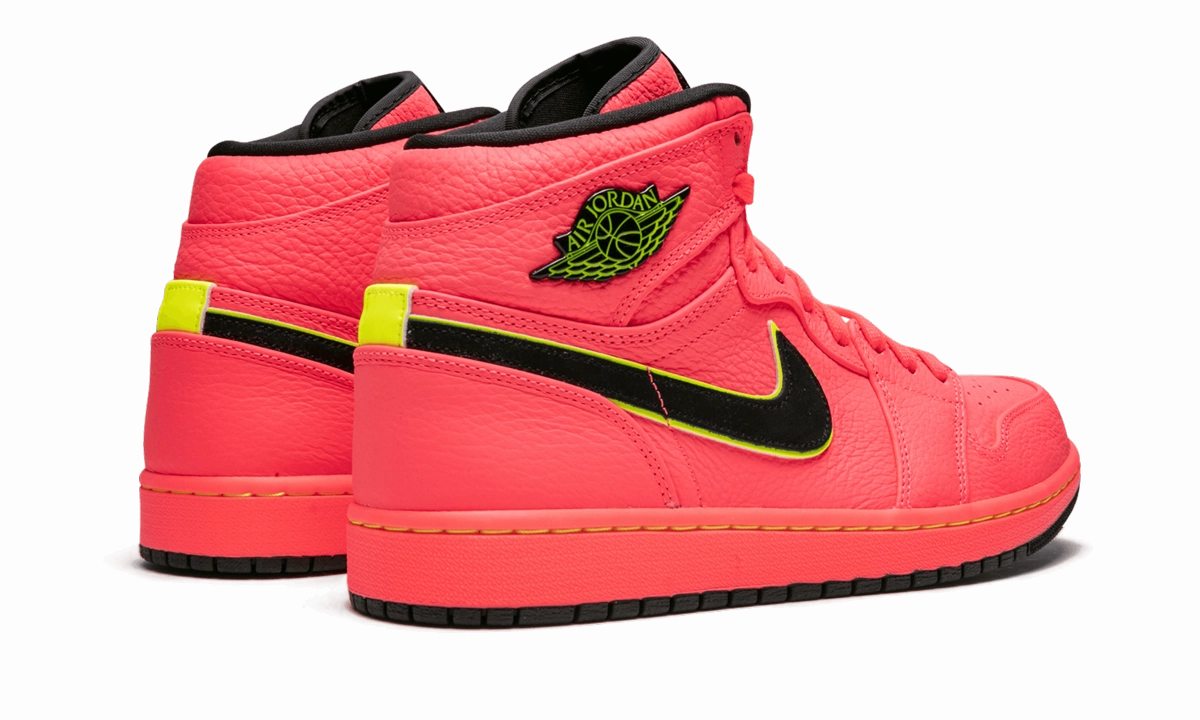 Street Ready Padded Arch AIR JORDAN 1 RETRO PREM MNS WMNS "Hot Punch"