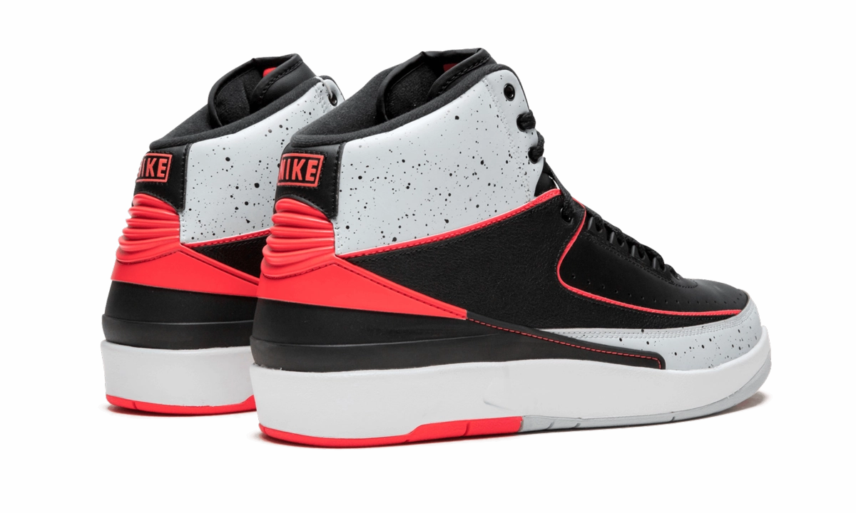 Foot Fit Air Jordan 2 Retro "Infrared 23"