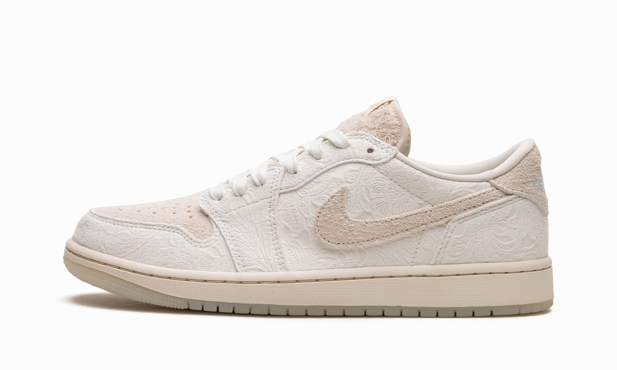 Fresh materials Sophisticated Comfort Air Jordan 1 Low OG "Chris Paul - Give Them Flowers"