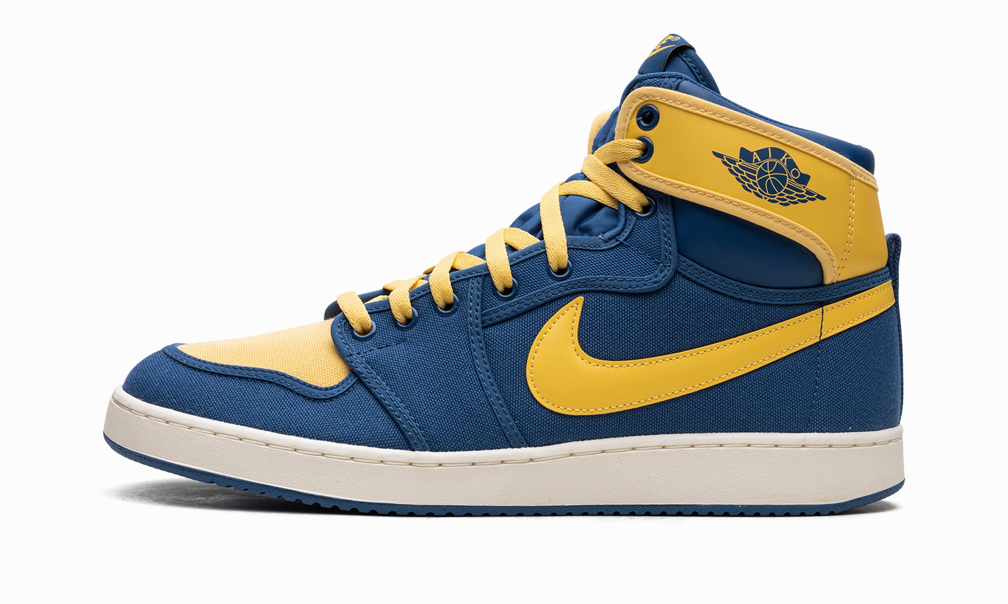 Walking Vibe Air Jordan 1 KO "Laney"