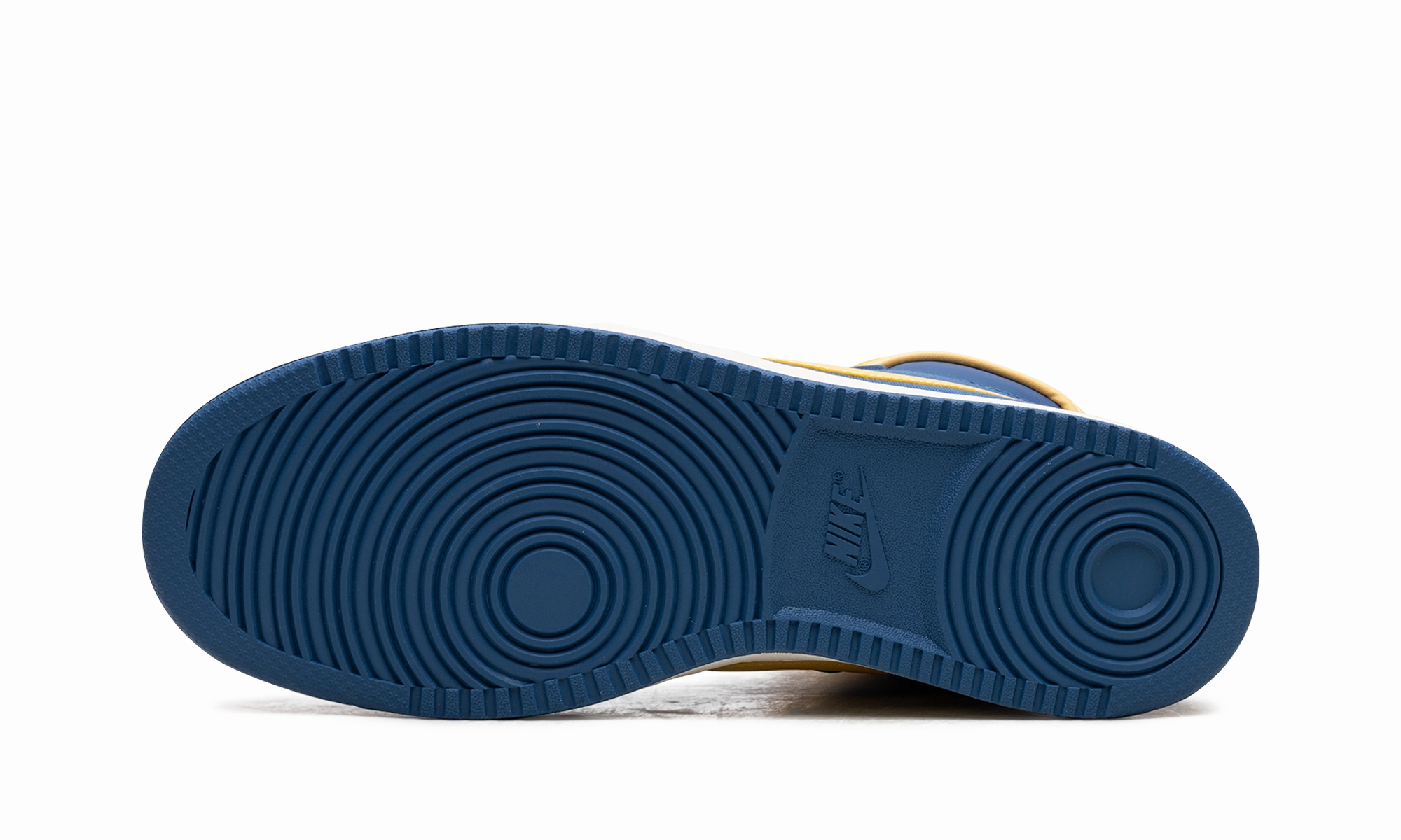 Layered Comfort Air Jordan 1 KO "Laney"