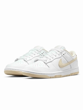 Nike Dunk Low White Pearl [W] Secure - fit moisture - wicking feature