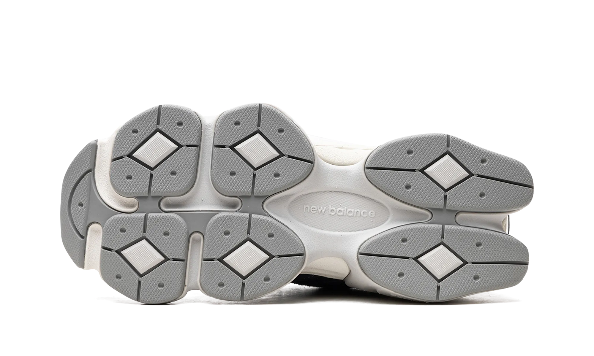 9060 "Eclipse Navy" running on sand shoes long - distance use