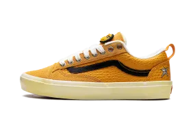 Storm Step Anti Slip Sole Old Skool 36  "Carpet Company Mustard"