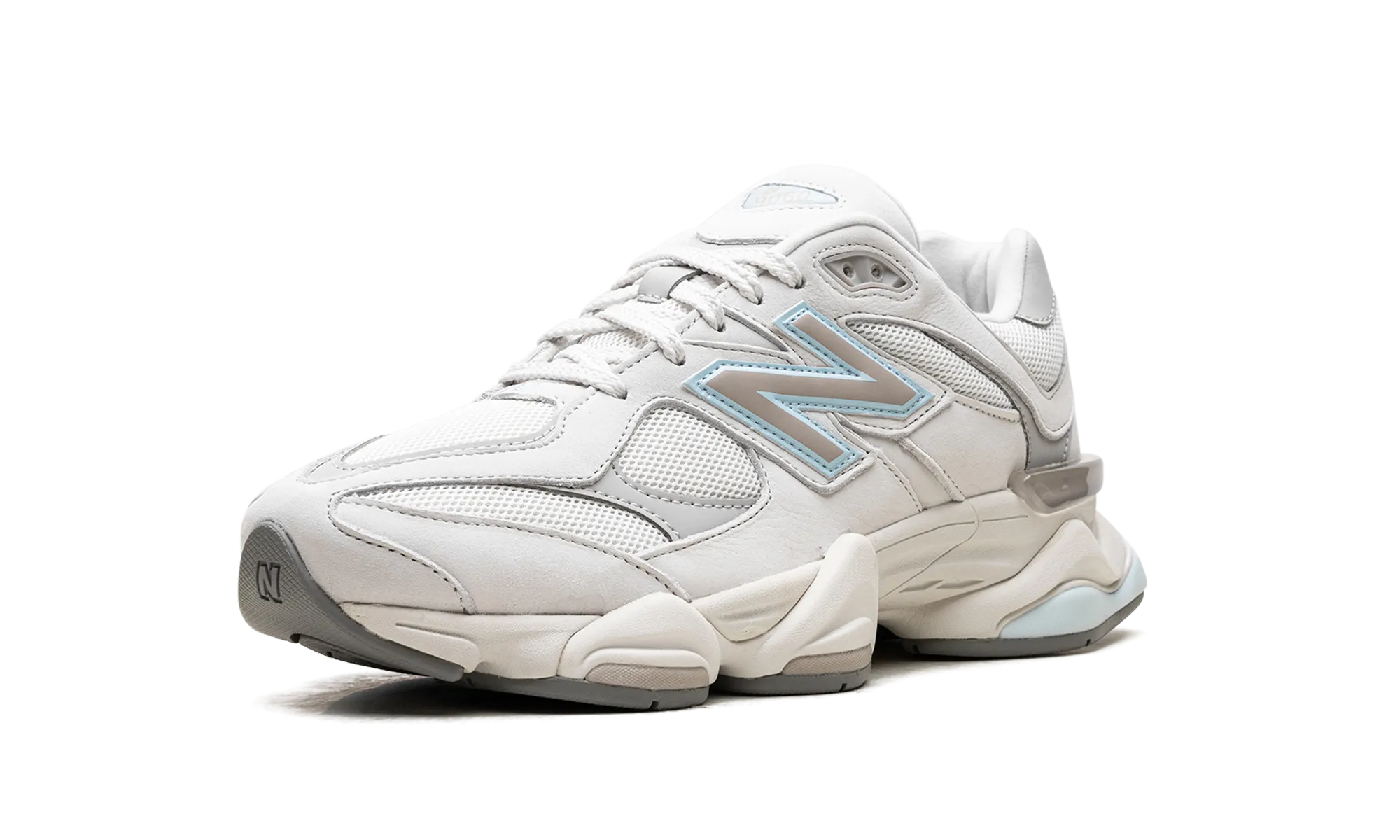 9060 "Reflection Raincloud Quarry Blue" running in a fun run open - toe shoes