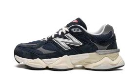 9060 "Navy" easy - to - clean - maintenance shoes